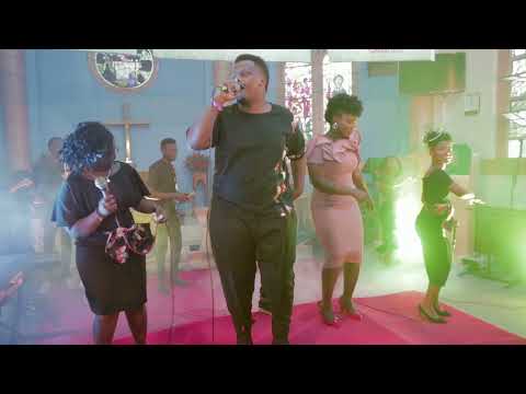 Unikumbuke na Mimi Bwana - John Mwalimu live Performance