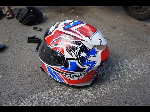 Fake Arai 'Casey Stoner' motorcycle helmet in China. Part 2