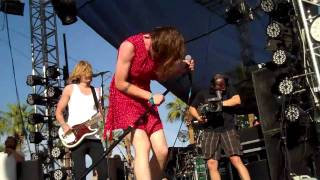 Cage The Elephant : &quot;2024&quot; and &quot;Aberdeen&quot; (live @ Coachella 2011) HD excellent quality)