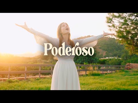 Daniela Khomiha - Poderoso es mi Dios - Grandioso es nuestro Dios