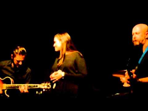 Big Moon Trio & Veronica Costa - Summertime (George Gershwin)