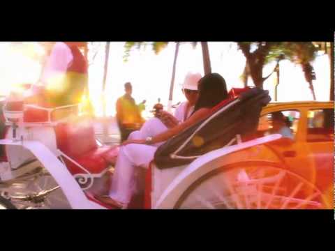 J Alvarez  Junto Al Amanecer (Official Video).flv