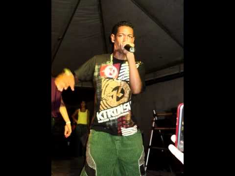 Mc sheldon e Mc vertinho - Novinha thuthuquinha