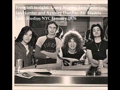 Ian Hunter Feat. Jaco Pastorius - "Common Disease" Previously Unreleased 1976 Outtake!