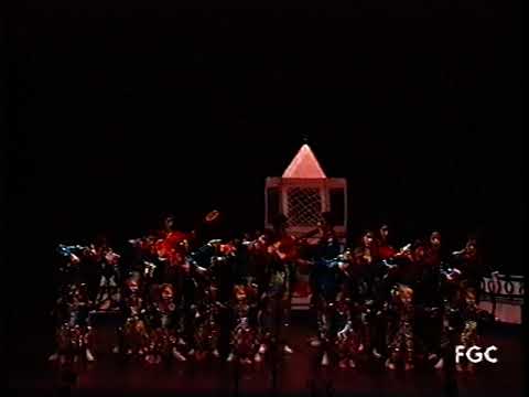 Comparsa infantil Mi inteligente muñeco y pamplinas de la plaza Mina.