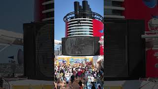 Sailing Away! - Party on the Disney Fantasy - Disney Cruise Line - @PapaBestDisney