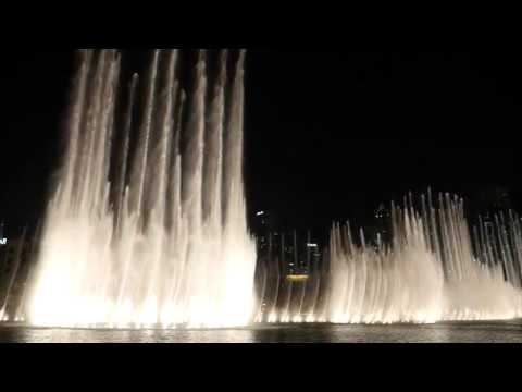 The Dubai Fountain: "Skyfall" (Adele)