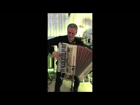 Massimo Venturi "Mani di Velluto" Valzer per fisarmonica-Barbara Lucchi & Massimo Venturi