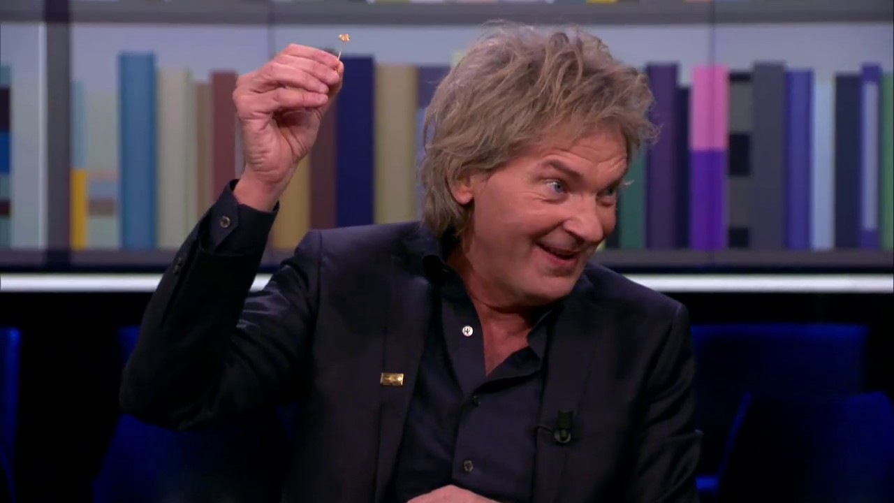 Matthijs van Nieuwkerk krijgt fonkelnieuwe titel ’Vriend van het Boek’