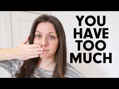 37 signs that you have TOO MUCH stuff | Minimalism for beginners