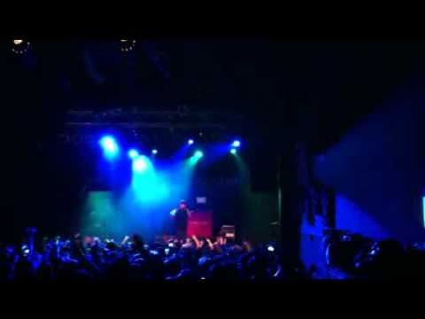 Dok2 Do It For The Fans Show - B-Free " Hey "