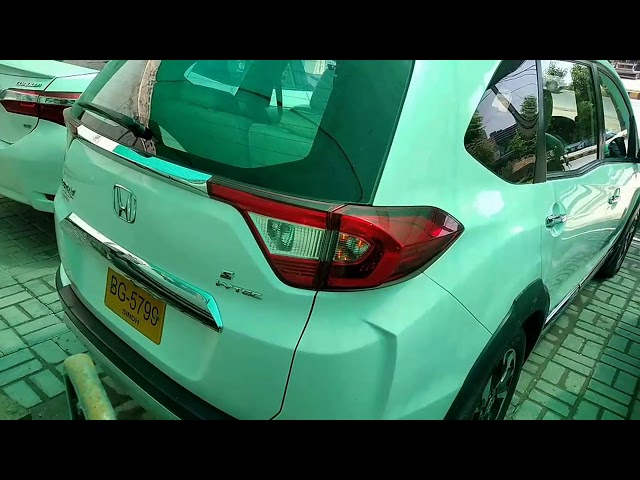 ہونڈا BR-V i-VTEC S 2017 Video