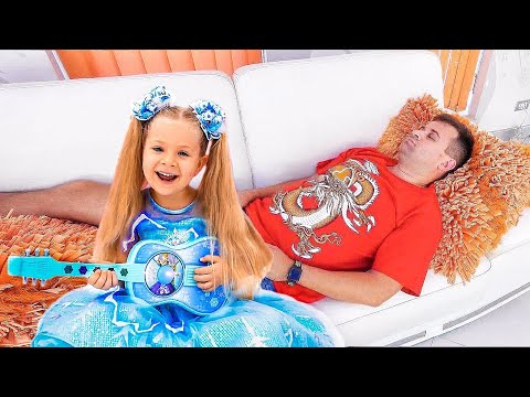 Diana and Papa Pretend Play with toy Musical Instruments