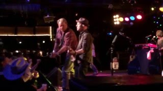 Pat Green Carry On &amp; Intro Live At Joe&#39;s Bar Chicago