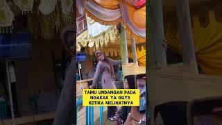 Download lagu momen lucu emak-emak kocak kondagan joget heboh‼️‼️#emakemak #joget #kocak #kondangan #shorts mp3 Download lagu momen lucu emak-emak kocak kondagan joget heboh‼️‼️#emakemak #joget #kocak #kondangan #shorts mp3