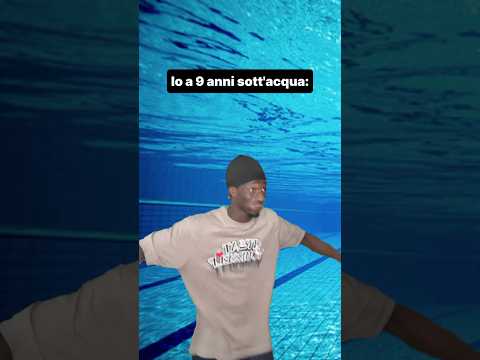 Io a 9 anni sott’acqua 💀 @LoScarafaggiodiOuzz