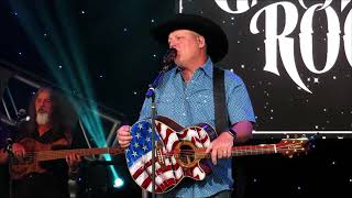 John Michael Montgomery &quot;I Can Love You Like That&quot; @Epcot 04/10/2019