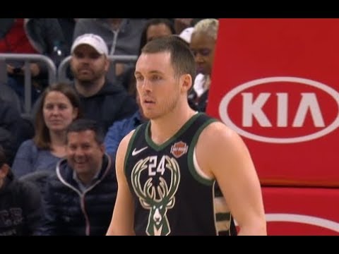 Pat Connaughton Highlights vs Hawks RS19G77 - 17 Pts, 12 Rebs (31.03.19)