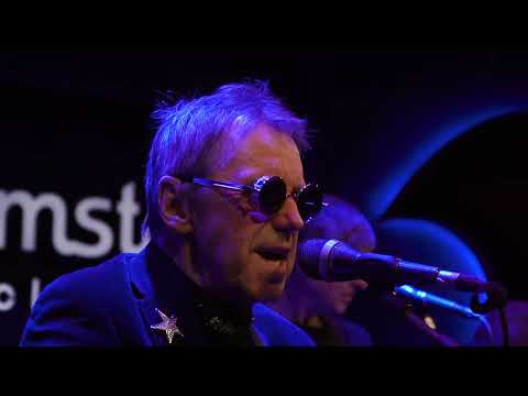 Poliarizuoti stiklai -  Ukraina ugnyje  m./ž. Šarūnas Mačiulis, video Vytautas Gargasas