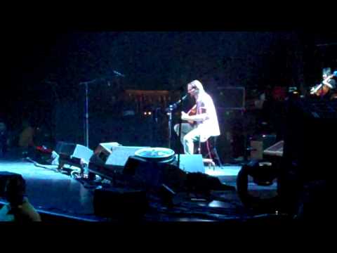 Pearl Jam:  "The End" 10/1/09 - Gibson Amphitheater