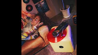 Video thumbnail for AT-SB727 | Sound Burger - Portable Bluetooth Turntable by Audio-Technica USA