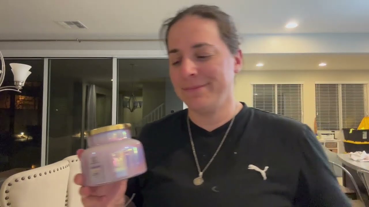 Review of Lavender Vanilla Candle