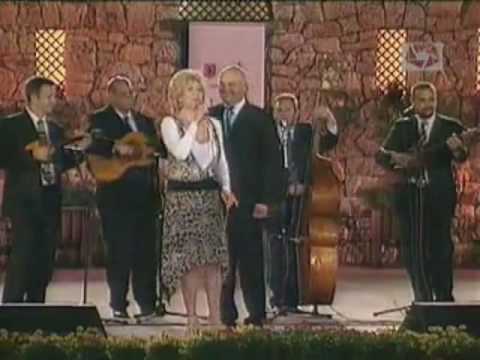 Julija Bisak i Zvonko Bogdan - Moja mala nema mane (Szép a﻿ rózsám, nincs hibája)