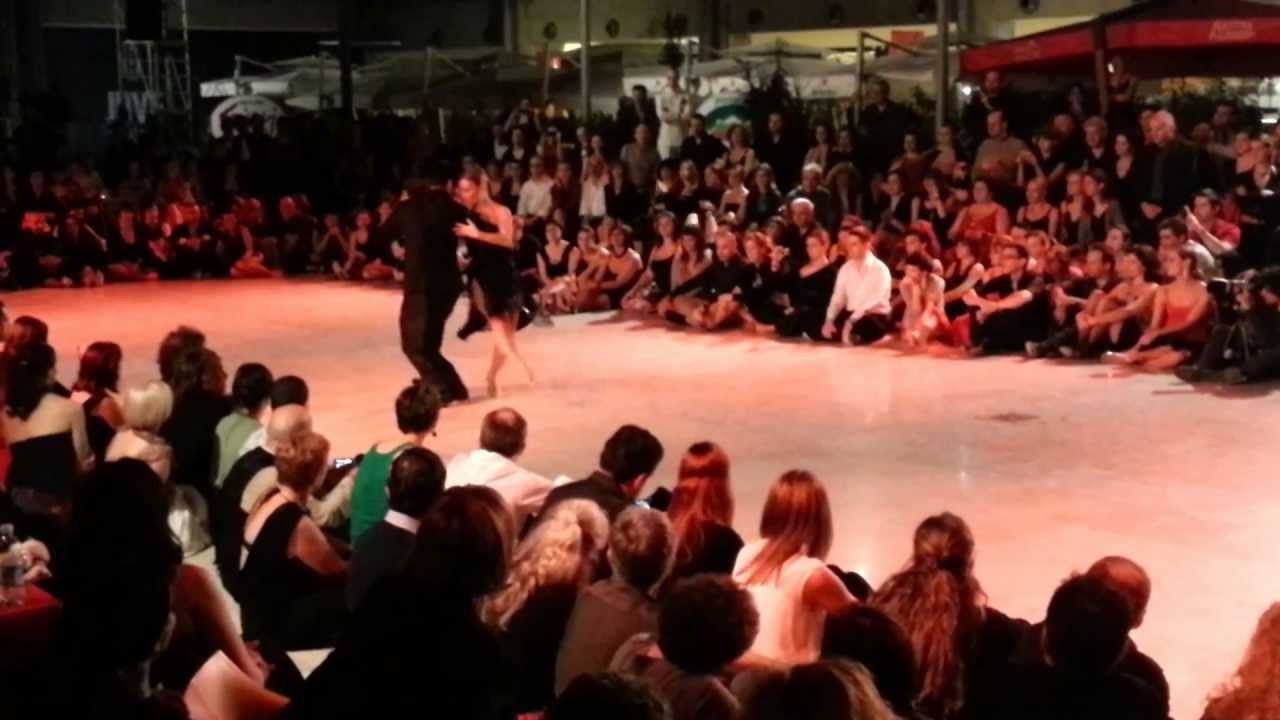 Sebastian Arce y Mariana Montes Torino 2013  Con flauta y guitara