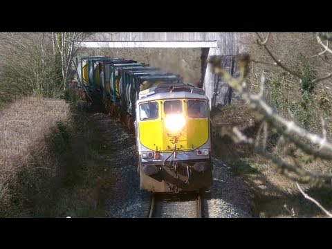 Irish Rail 080 Hauling DFDS Liner