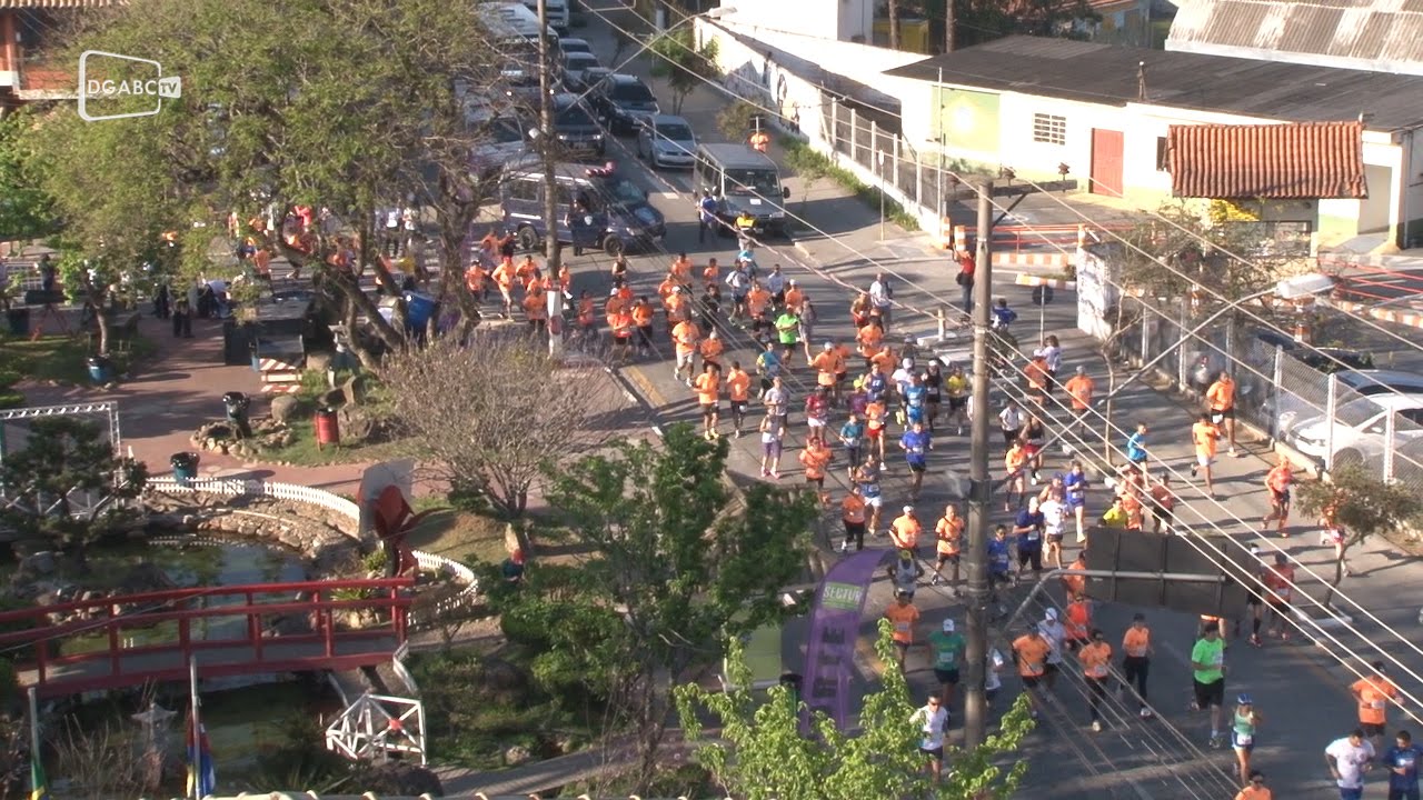 Corrida de rua reúne apaixonados pela modalidade; veja vídeo