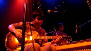 The Dodos - Paint the Rust (Live)