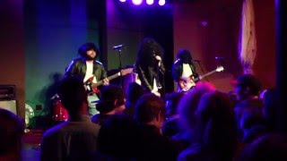 Bearded Ramones: Blitzkreig Bop & Beat on The Brat