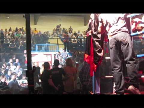 PADDYS ENTRANCE, 1ST PRO FIGHT IN NEPTUNE STADIUM CORK