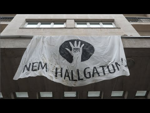 "Van egy indián nevem is, az hogy fájó hiány" - a Színház- és Filmművészeti Egyetem búcsúztatása