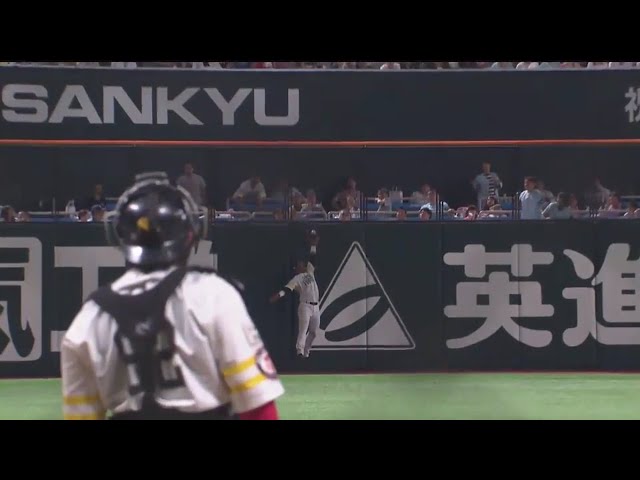 【1回表】本多コーチも拍手を送るホークス・グラシアルの好プレー!! 2019/8/11 H-F