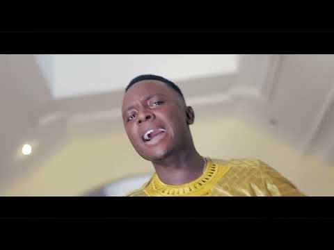 MC FLOW MM BOSS OFFICIAL VIDEO CLIP