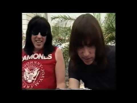 Johnny and Marky Ramone Reacting to Music Videos | 1995