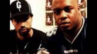 SHOWBIZ & AG-RUNAWAY SLAVE