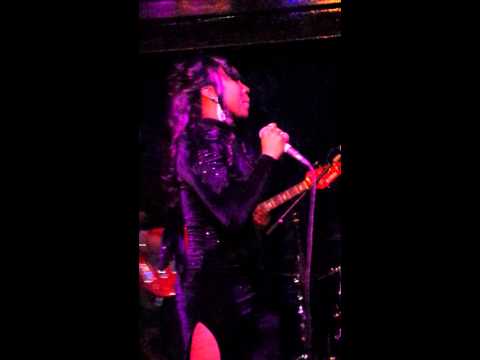 MAY7VEN AT THE AFROBEAT ONE MIC