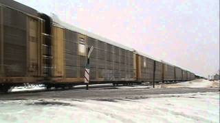 preview picture of video 'Eastern Idaho Railroad and Union Pacific Action Dec 1-2, 2010.wmv'