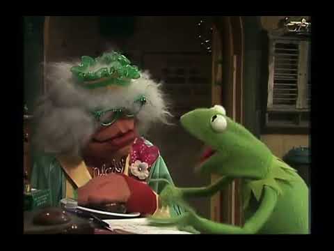 The Muppet Show - 306: Jean Stapleton - Backstage #2 (1978)