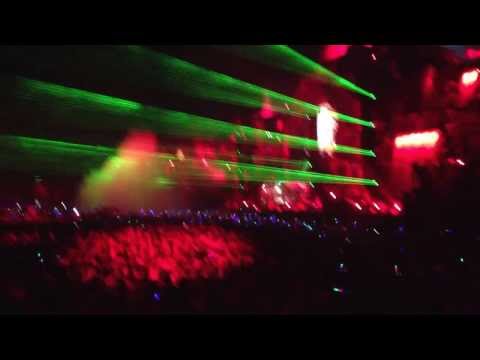 Dimtri Vegas and Like @Tomorrowland 2013-If I Loose Myself vs Alive