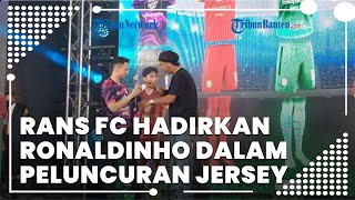 Raffi Ahmad Hadirkan Pemain Sepak Bola Dunia, Ronaldinho dalam Peluncuran Jersey Rans FC