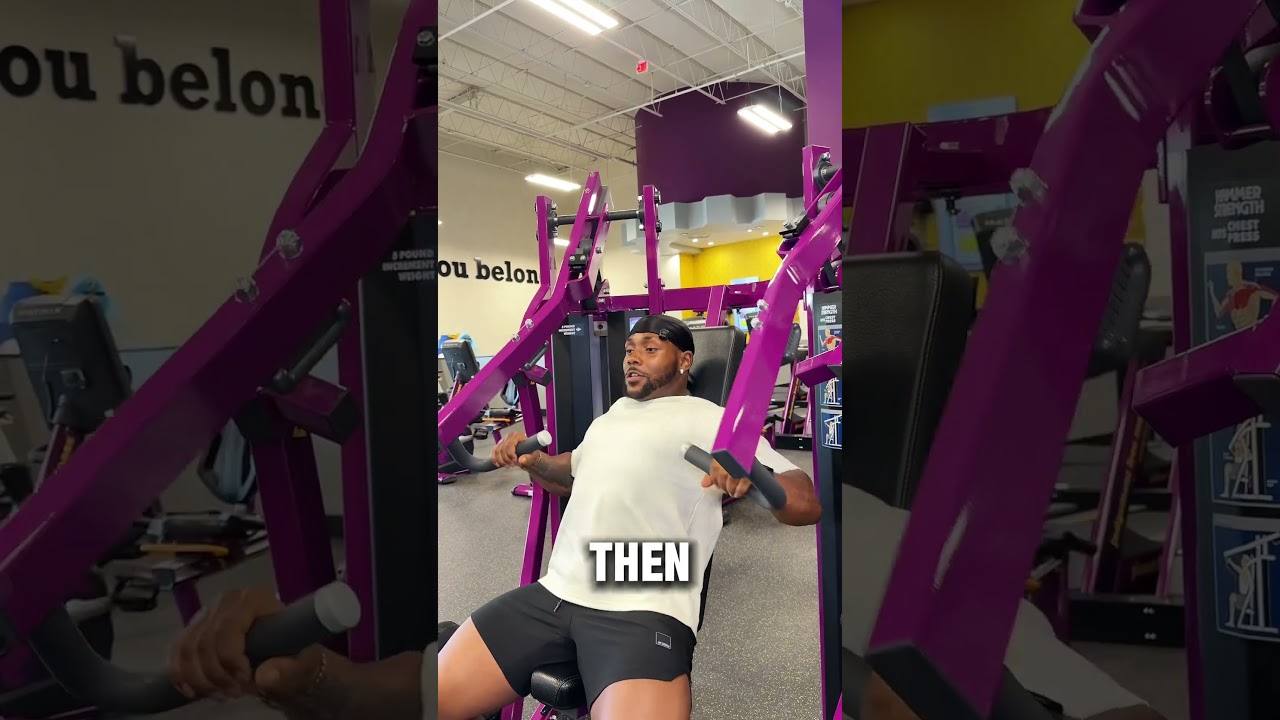 Incline Chest Press Machine the RIGHT way💪🏽🔥#chestday #chestworkout #chestpress #gymtips