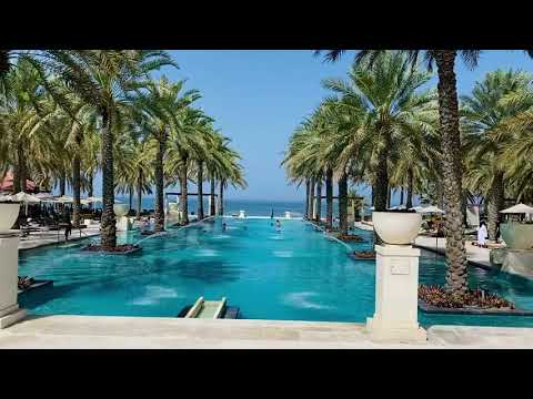 #ALBUSTAN #PALACE #INFINITY #POOL