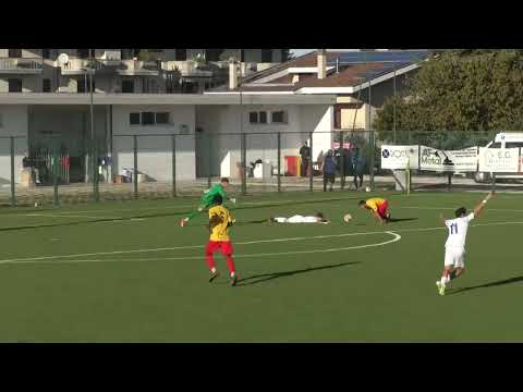 Soccer | Italian Excellence Cup. Santegidiese-Renato Curi Angolana (3-2): the serve.