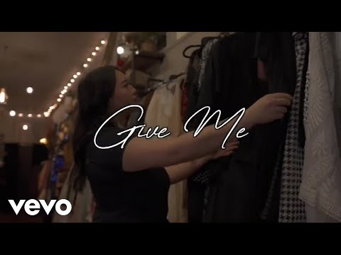 SUPA SAA - GIVE ME (Official Music Video) ft. HOUA