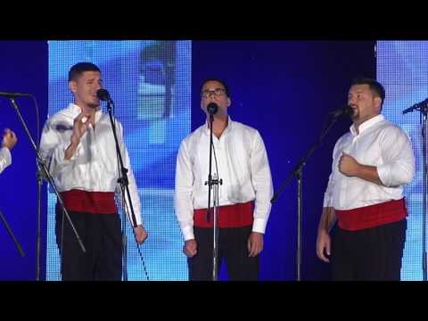 Klapa Stine (Zagreb) - Zemlja