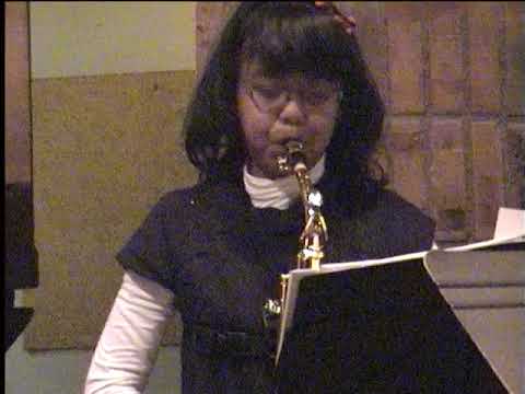 HE HIRAO ANKEHITRIO. Paska 04/04/2010, Saint-George's Anglican Church, Paris. Congrégation malgache