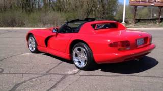 preview picture of video '2002 Dodge Viper Inver Grove Heights MN St. Paul, MN #X11000'